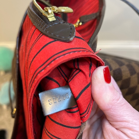 🎉HP BEST IN BAGS PARTY🎉Louis Vuitton Neverfull GM Damier Ebene - Picture 7 of 12